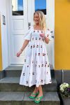 A-View - Kjole - Cheri Fruit Dress - White With Cherry