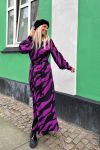 Gestuz - Kjole - BothildeGZ Long Dress - Maxi Zebra Black/Byzantium