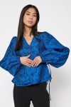 Norr - Bluse - Giya Wrap Top - Royal Blue