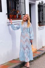 Loved by Lykke - Kjole - Yrsa LS Dress - Light Blue