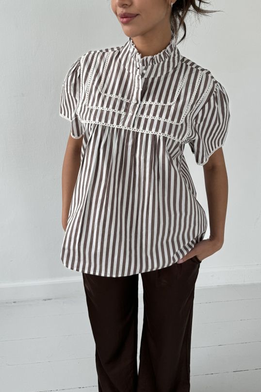 Continue - Bluse - Isabella Brown - Brown Stripe