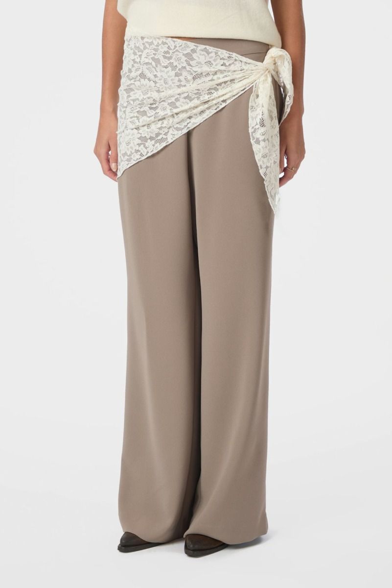 Neo Noir - Tørklæde - Serina Lace Scarf - Creme