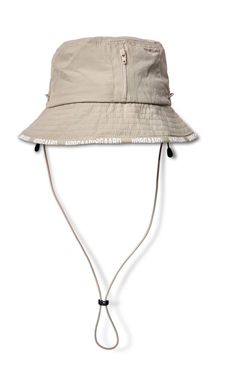 Mads Nørgaard - Hat - Sunny Line Bucket Hat Plaza - Taupe (Levering midt april)