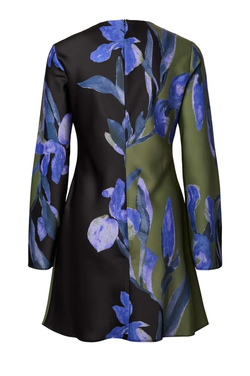 YAS - Kjole - Etira LS Short Dress - Black Etira print (Levering midt september)