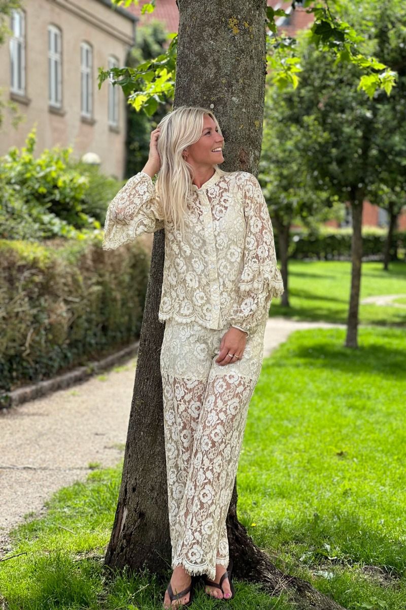 A-View - Bukser - Alaia Lace Pants - Sand