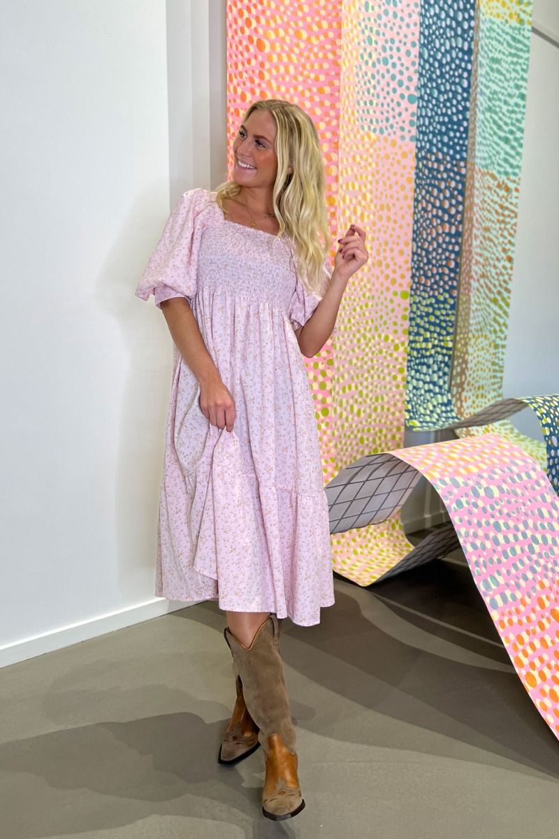 A-View - Kjole - Cheri Ditzy Dress - Rose