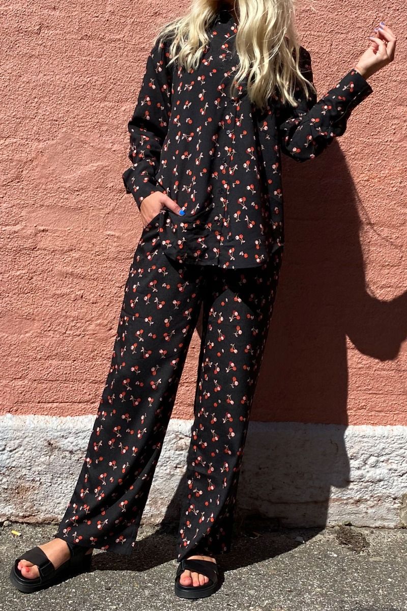 A-View - Skjorte - Mila Cherry Shirt - Cherry