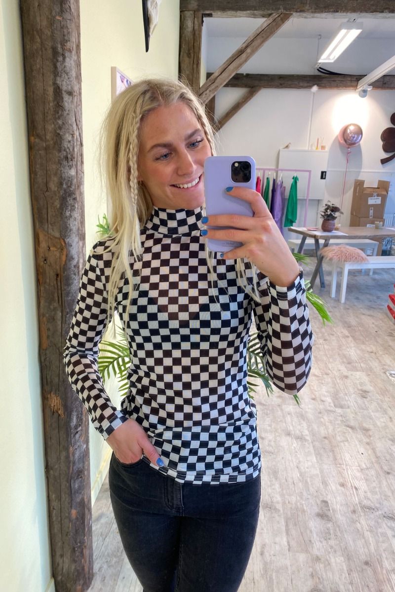 A-View - Bluse - Lulu - Black