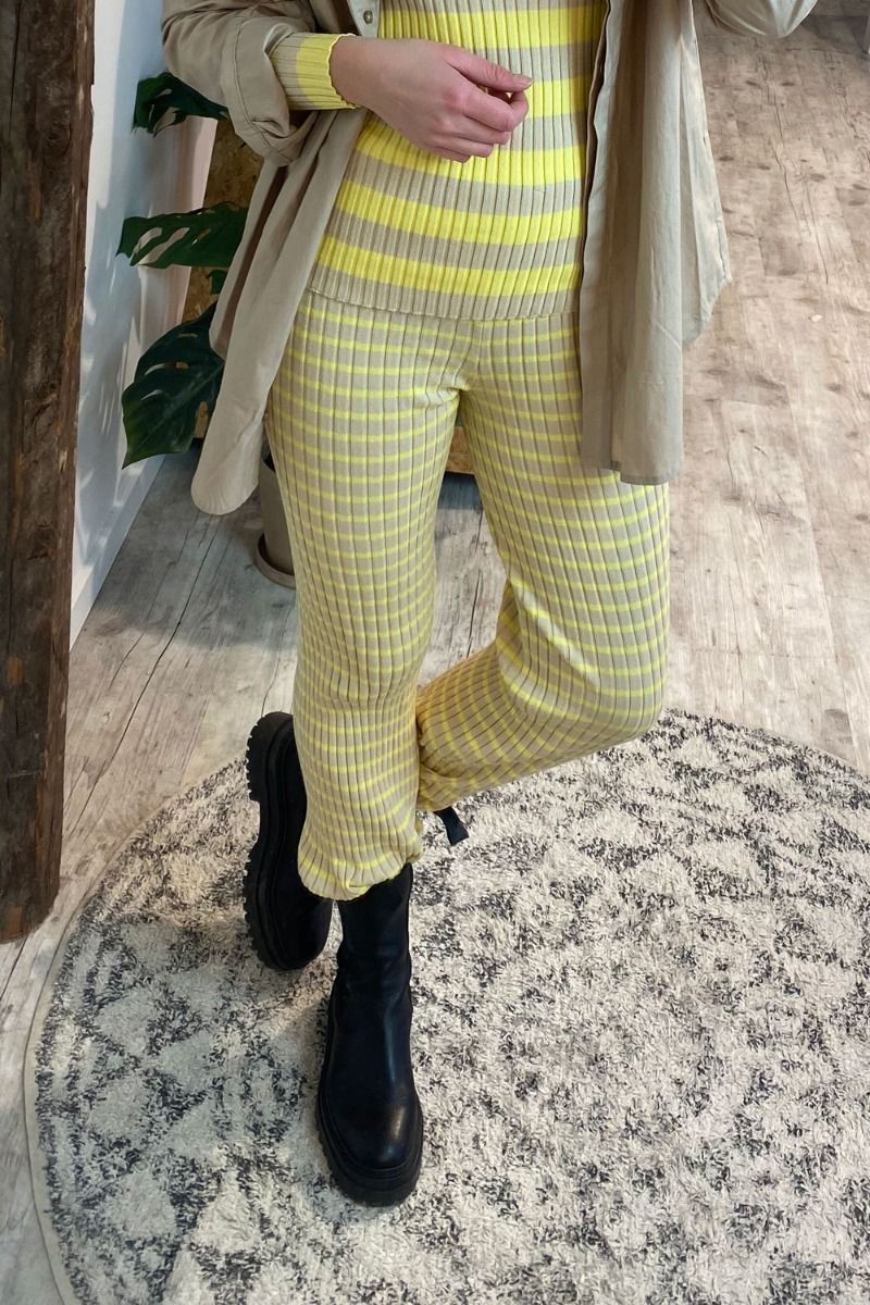 A-View - Bukser - Kira Knit Pant - Beige/Yellow