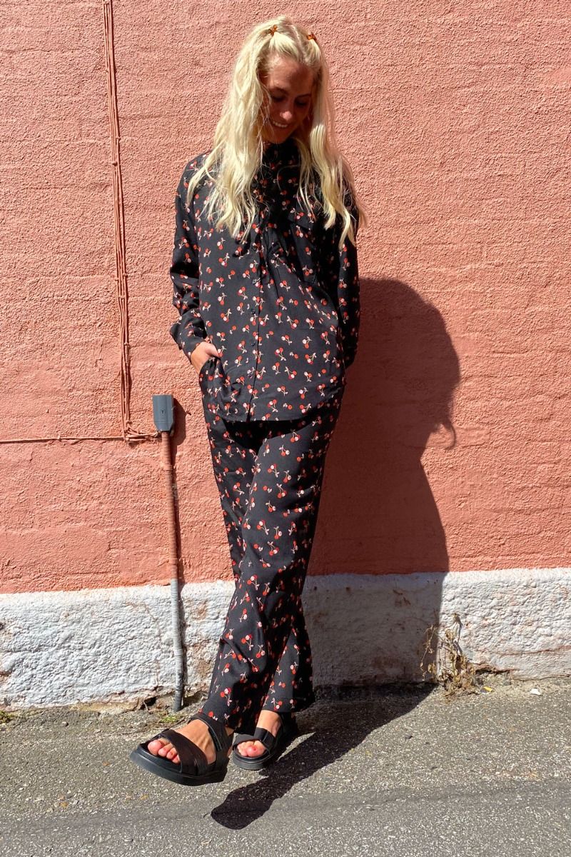 A-View - Bukser - Sussy Cherry Pant - Cherry