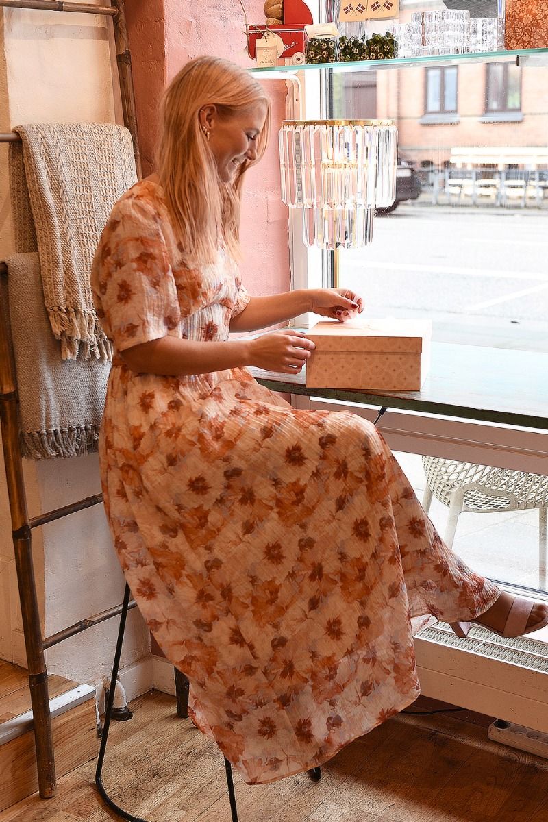 A-View - Kjole - Elena Dress - Sand/peach