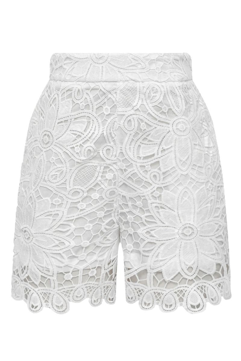 A-View - Shorts - Shilla Shorts - White