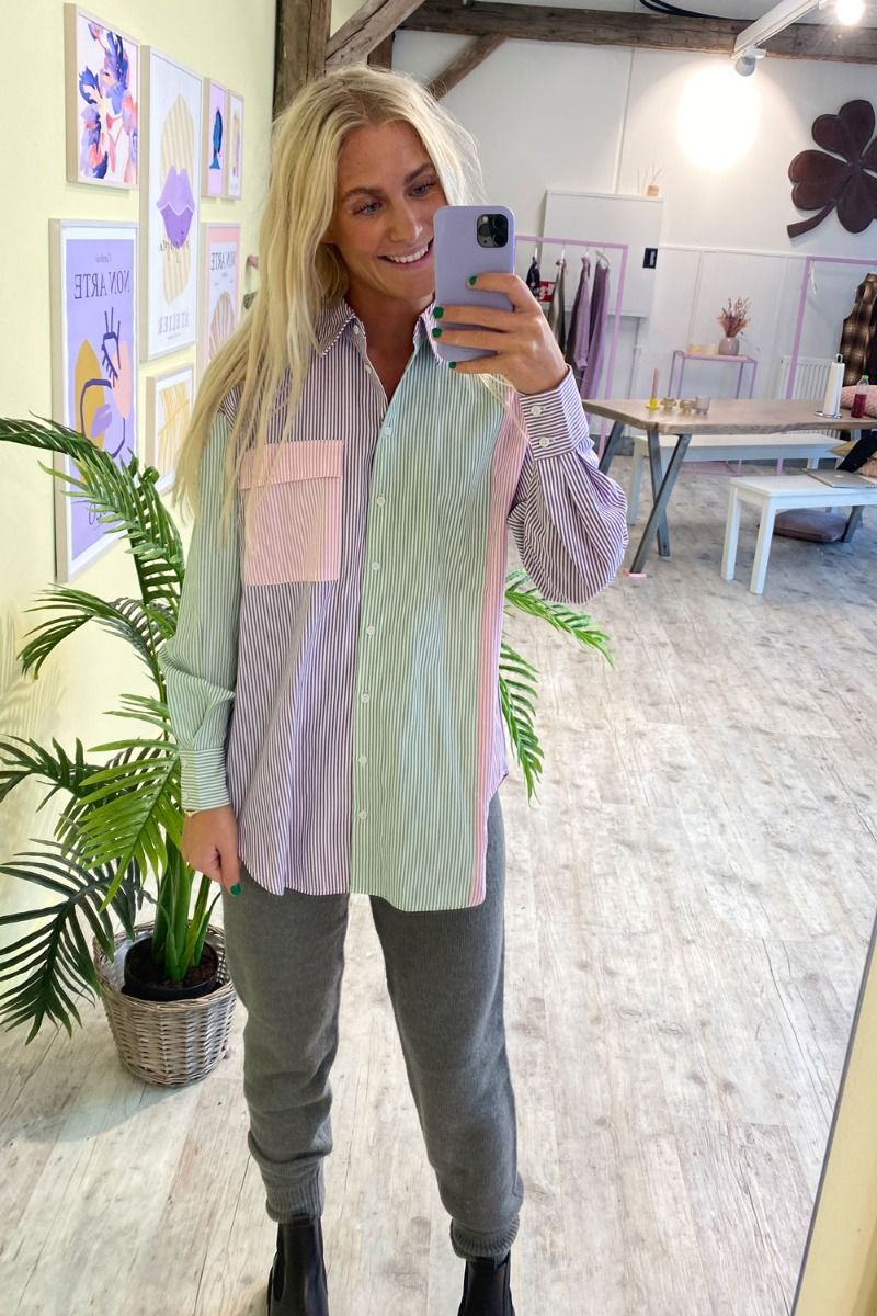 A-View - Skjorte - Jacobina Shirt - Purple/Mint/Rose