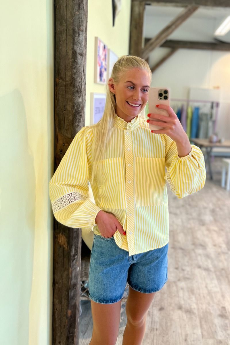 A-View - Skjorte - Tiffany Shirt Stripe - Yellow
