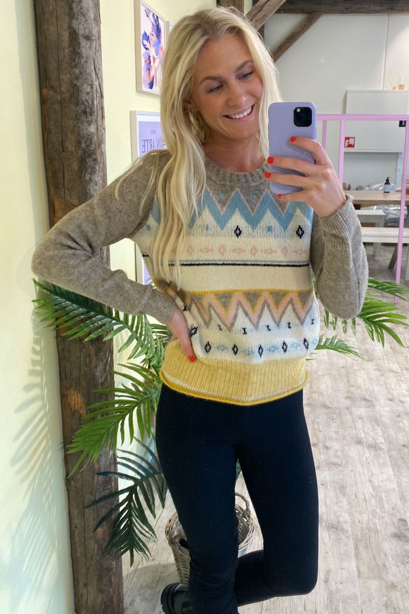 A-View - Strik - Ayla Knit Pullover - Multi color