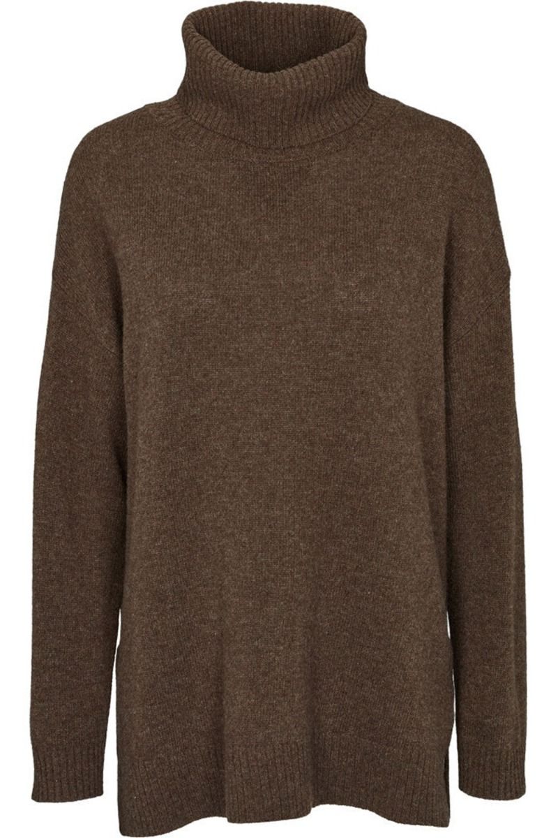 Basic Apparel - Strik - Line T-Neck - Brown Melange