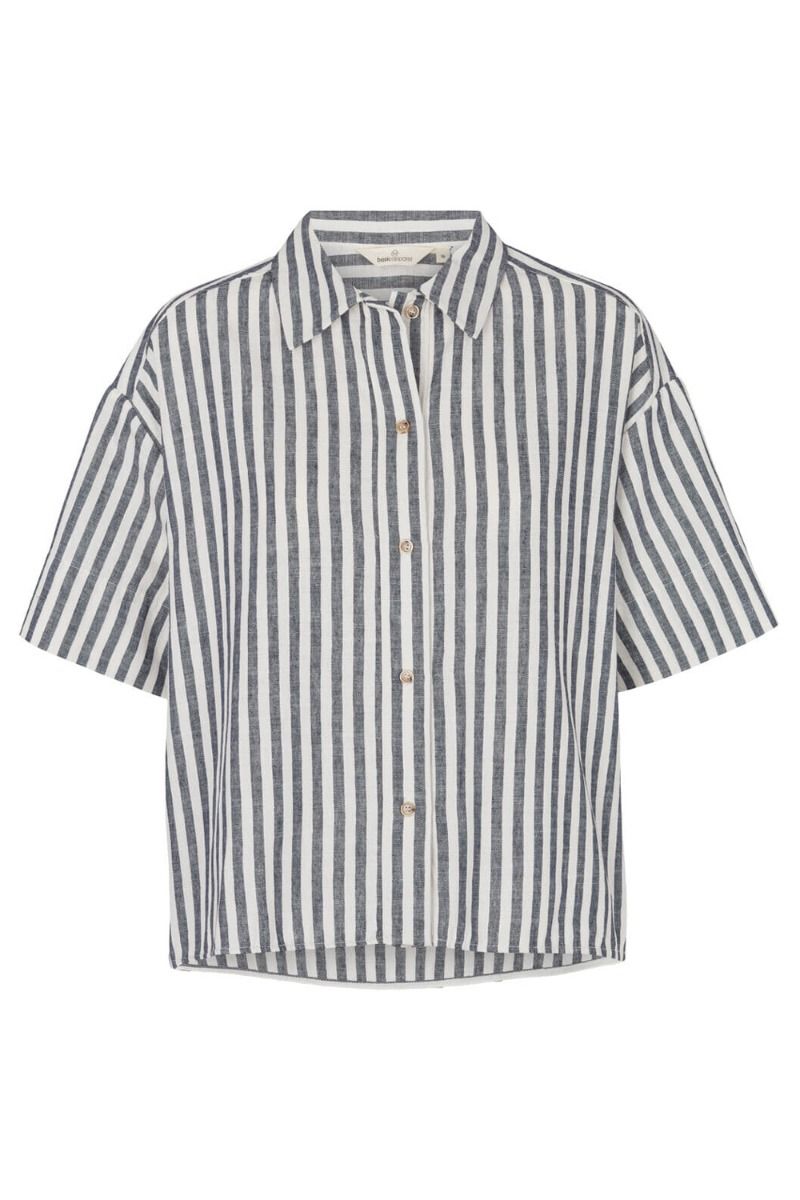Basic Apparel - Skjorte - Vilde SS Shirt - Navy/Whisper White