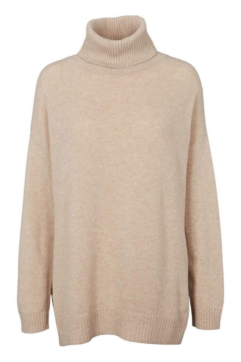 Basic Apparel - Strik - Line T-neck - Birch