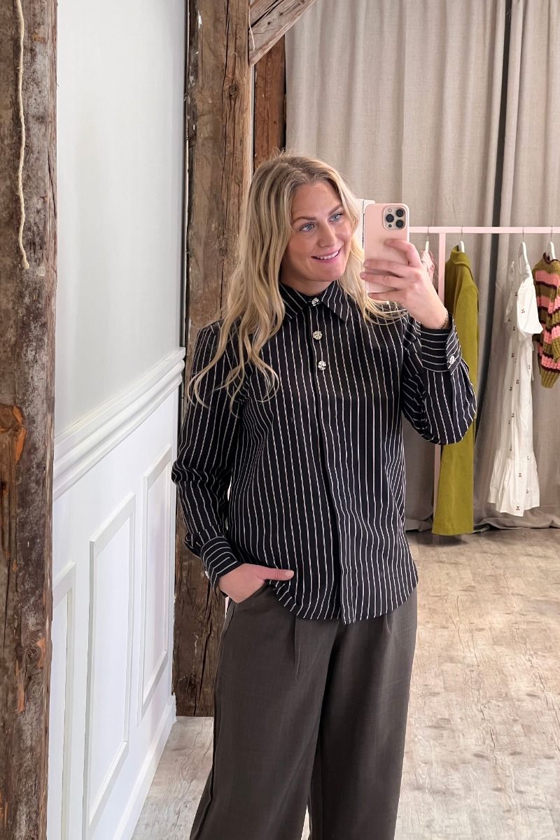 JDY - Soho L/S Striped Shirt - Chocolate Torte - Lilac Black