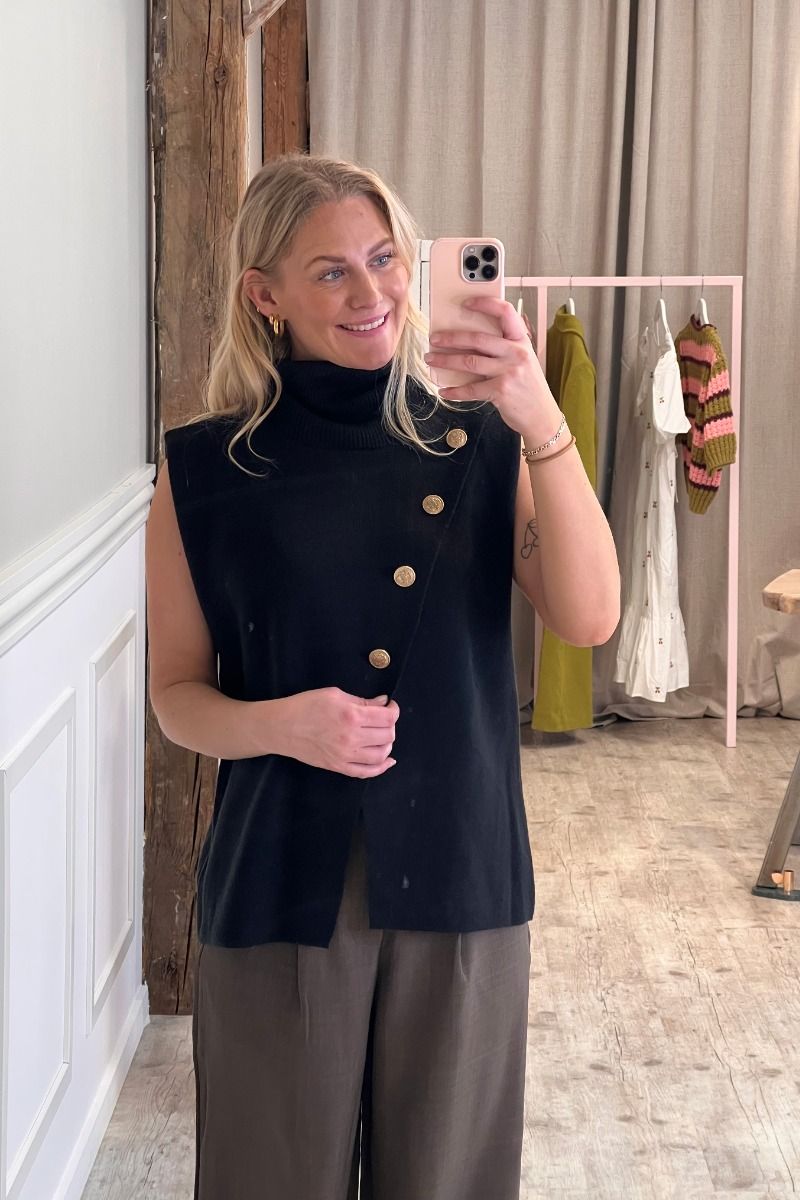 Continue - Vest - Lola vest - Black