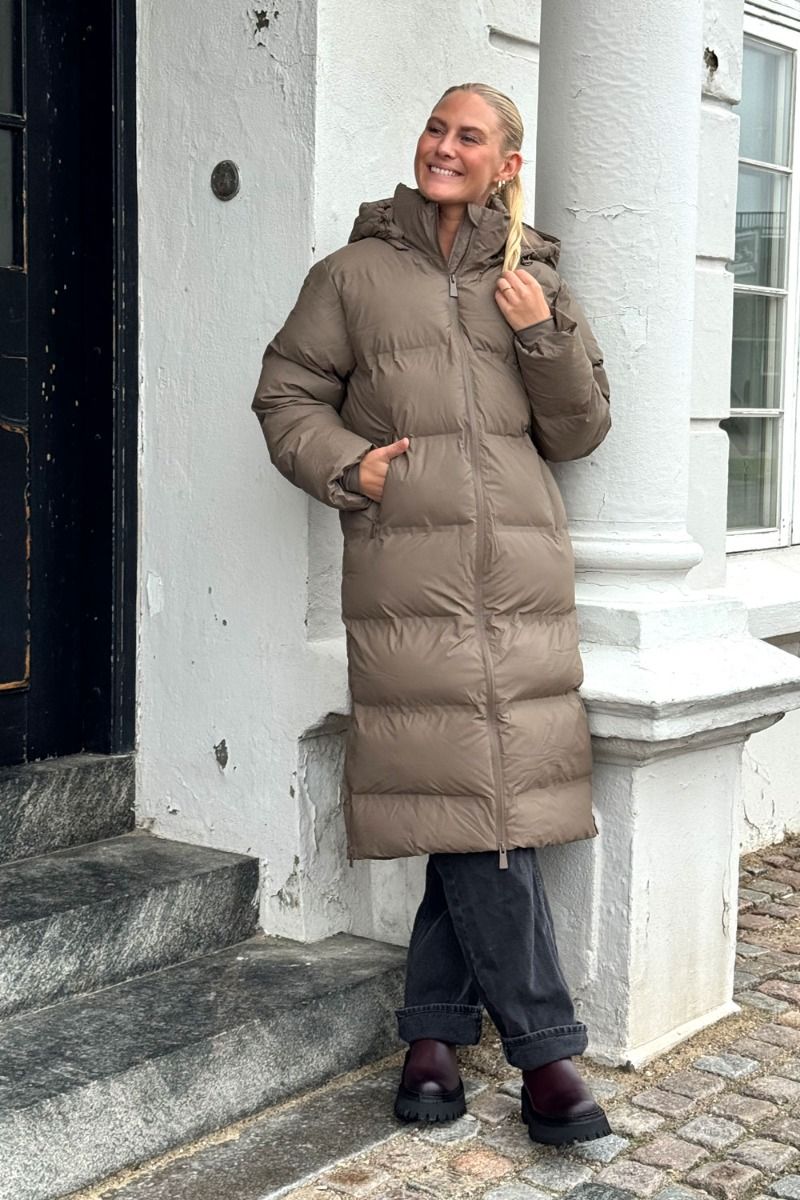 Neo Noir - Jakke - Viviana C Puffer Jacket - Dark Taupe (Levering slut september)