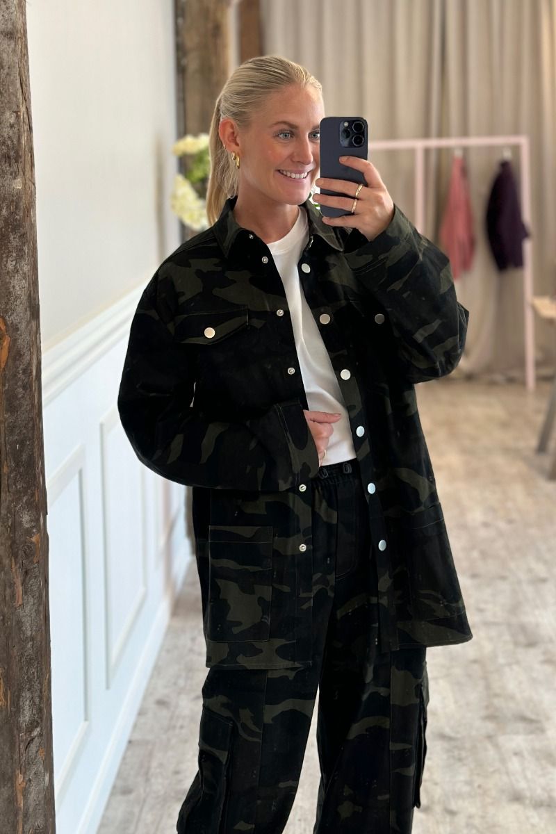 A-View - Jakke - Camo jacket - Army/black