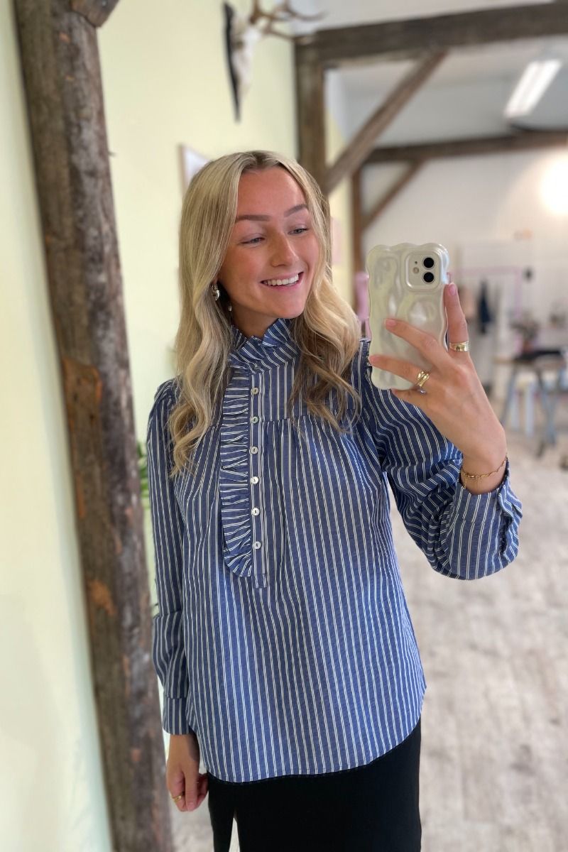 Continue - Bluse - Ariana Stripe 14571 - Blue Stripe 
