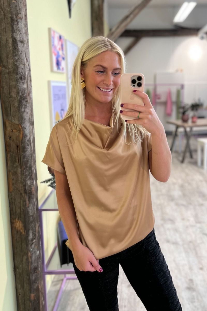 Continue - Bluse - Ria Blouse - Nougat