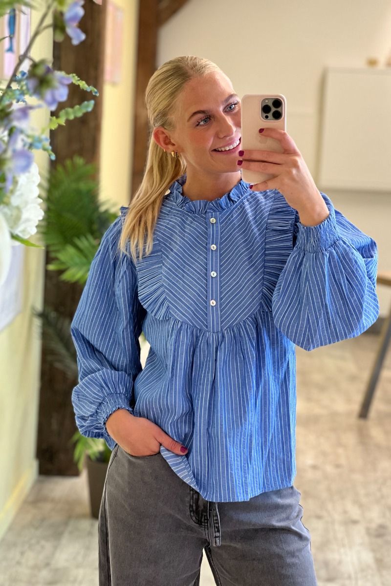 Continue - Bluse - Silke Stripe - Blue Stripe
