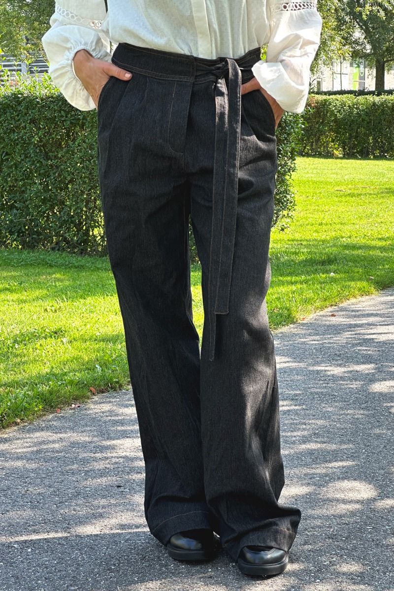 Continue - Bukser - Randi pants - 01 Black