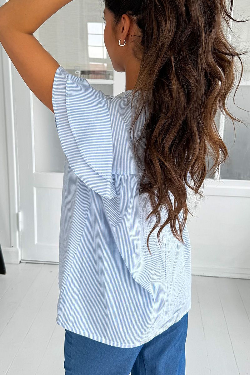 Continue - Top - Christel - Solid Blue Stripe