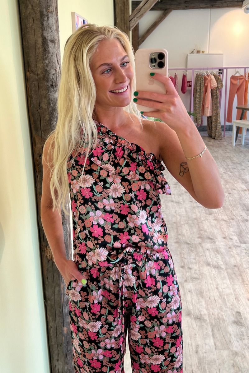 Continue - Top - Josefine Flower Top - Black Flowerprint