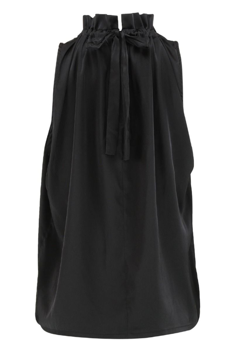 Continue - Top - Liva Studs - Black