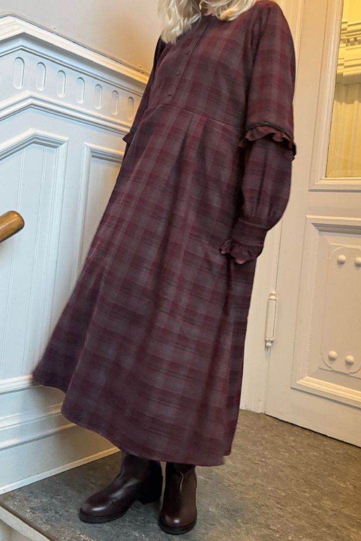 Stories From The Atelier by Copenhagen Shoes - Kjole - The Reason Why - Bordeaux/Green