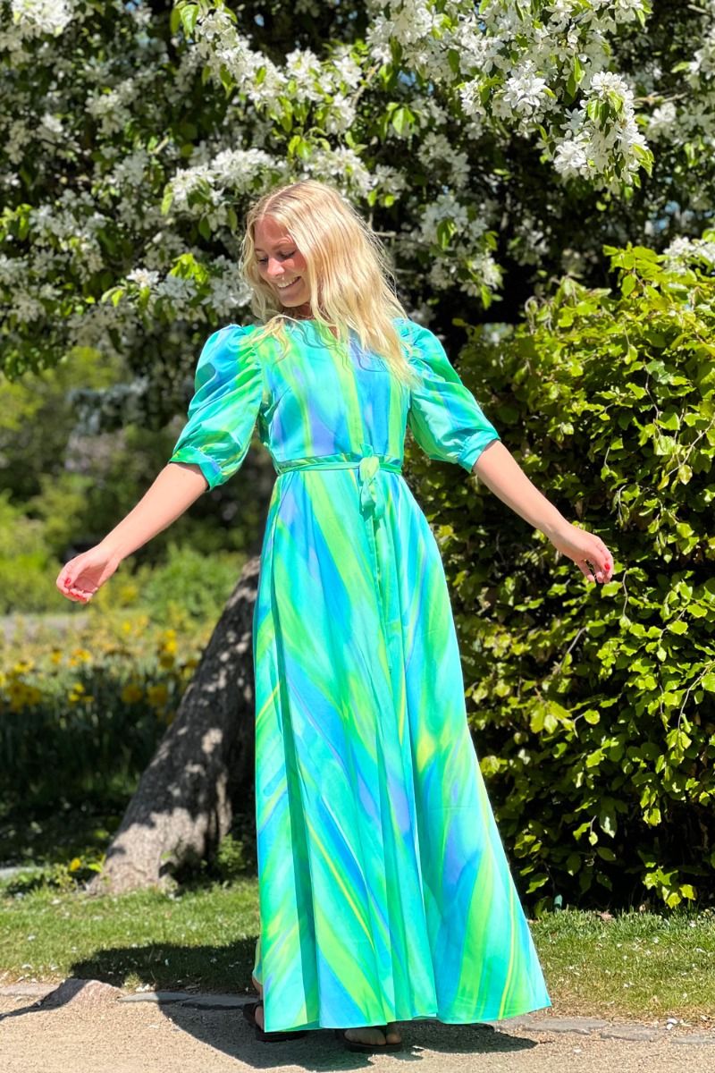 Crás - Kjole - Kaylacras Maxi Dress - Acid Waterfall