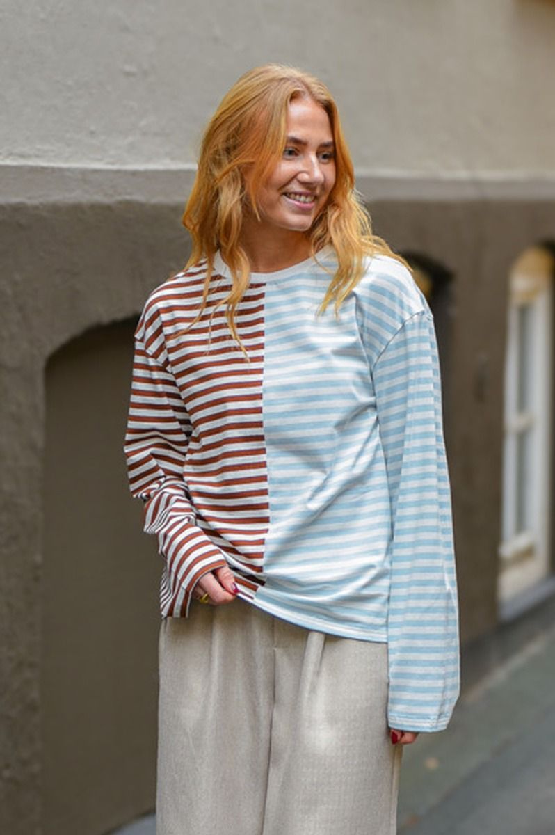 A-View - Bluse - Summer Tee - Brown/Blue