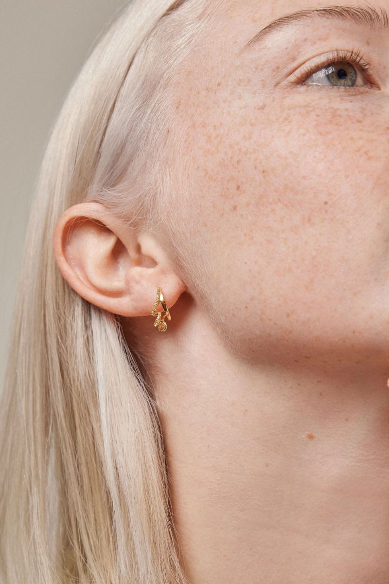 Enamel - Øreringe - Elegant Twirl Hoops - Light Green 