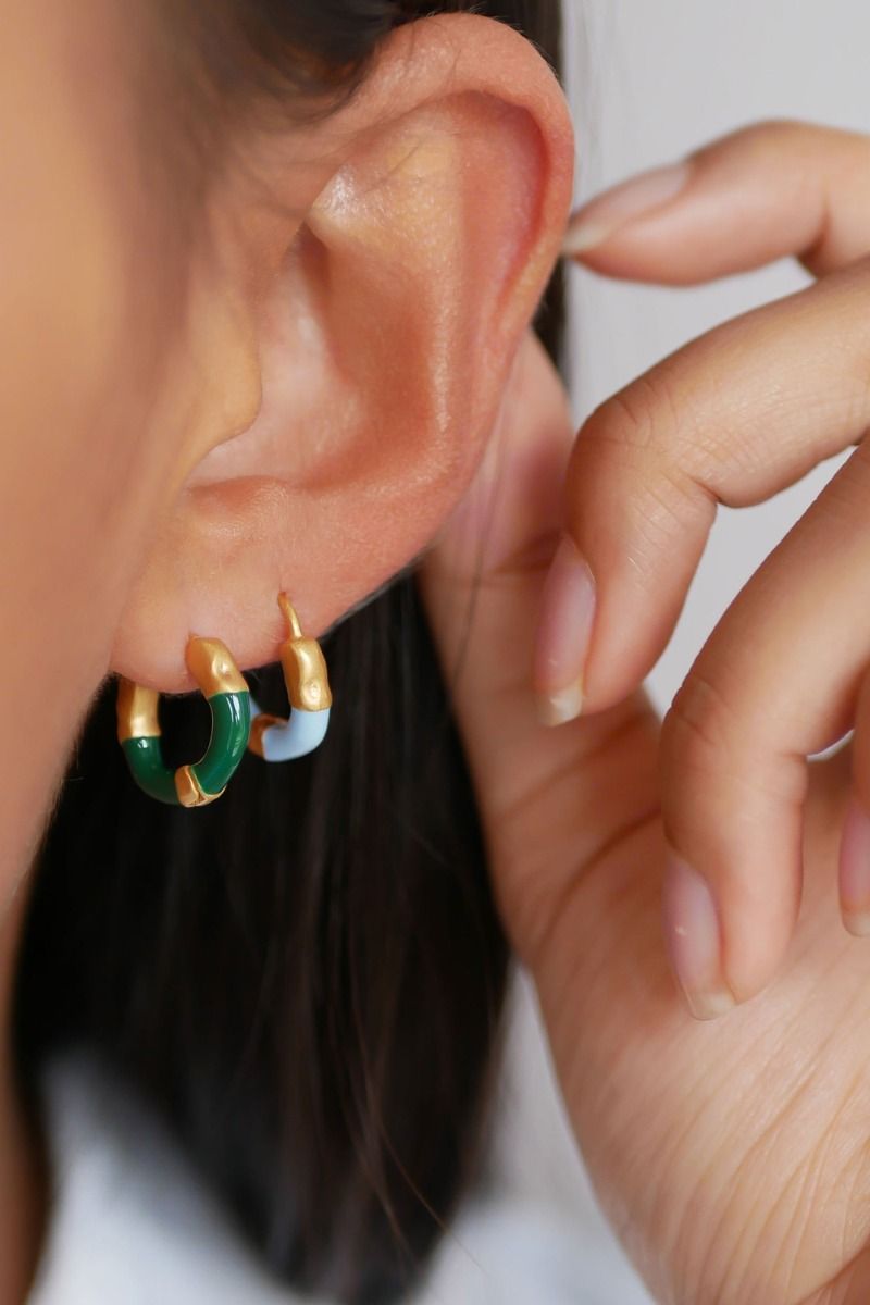 Enamel - Øreringe - Hoops Lina Large - Light Blue