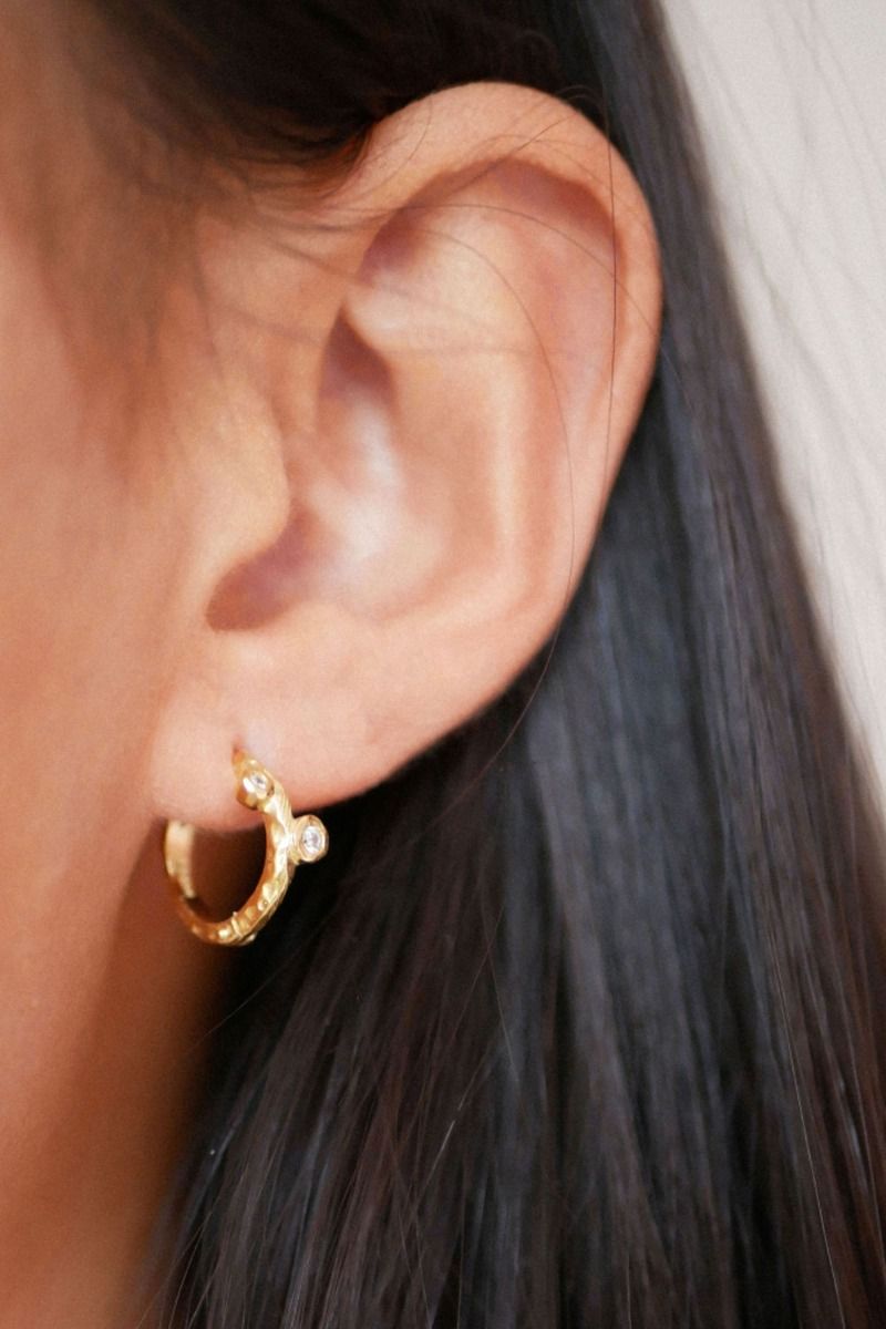 Enamel - Øreringe - Kamma Hoops - Gold