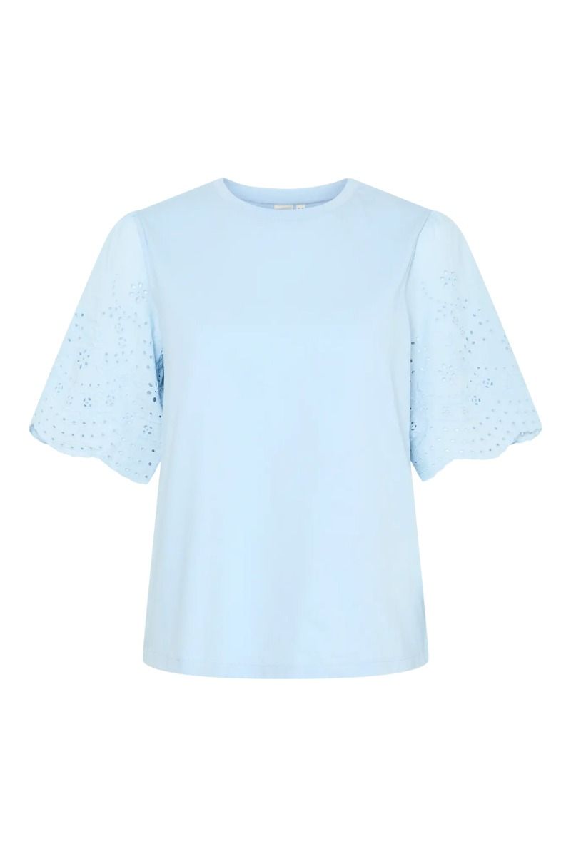Y.A.S - T-shirt - Lex SS Top W. EMB Sleeves - Clear Sky