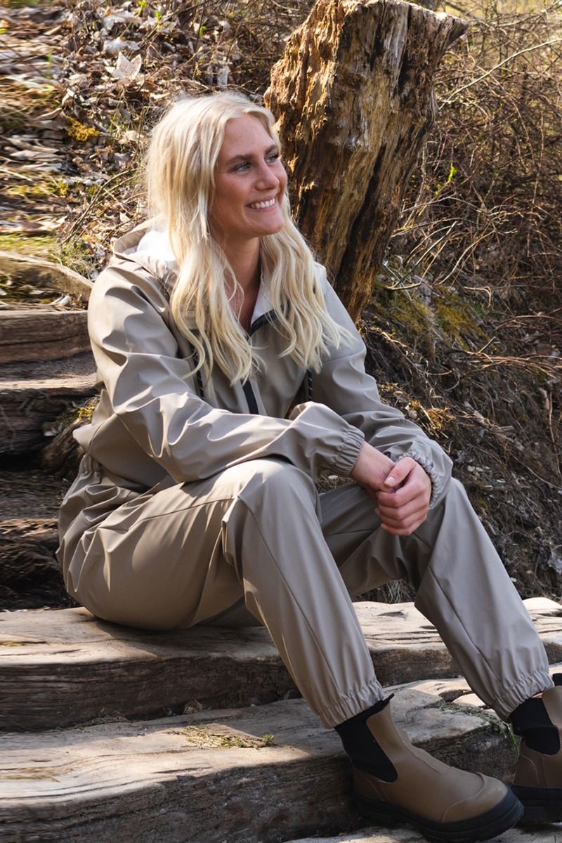 Global Funk - Buksedragt - Kiana - Dark sand