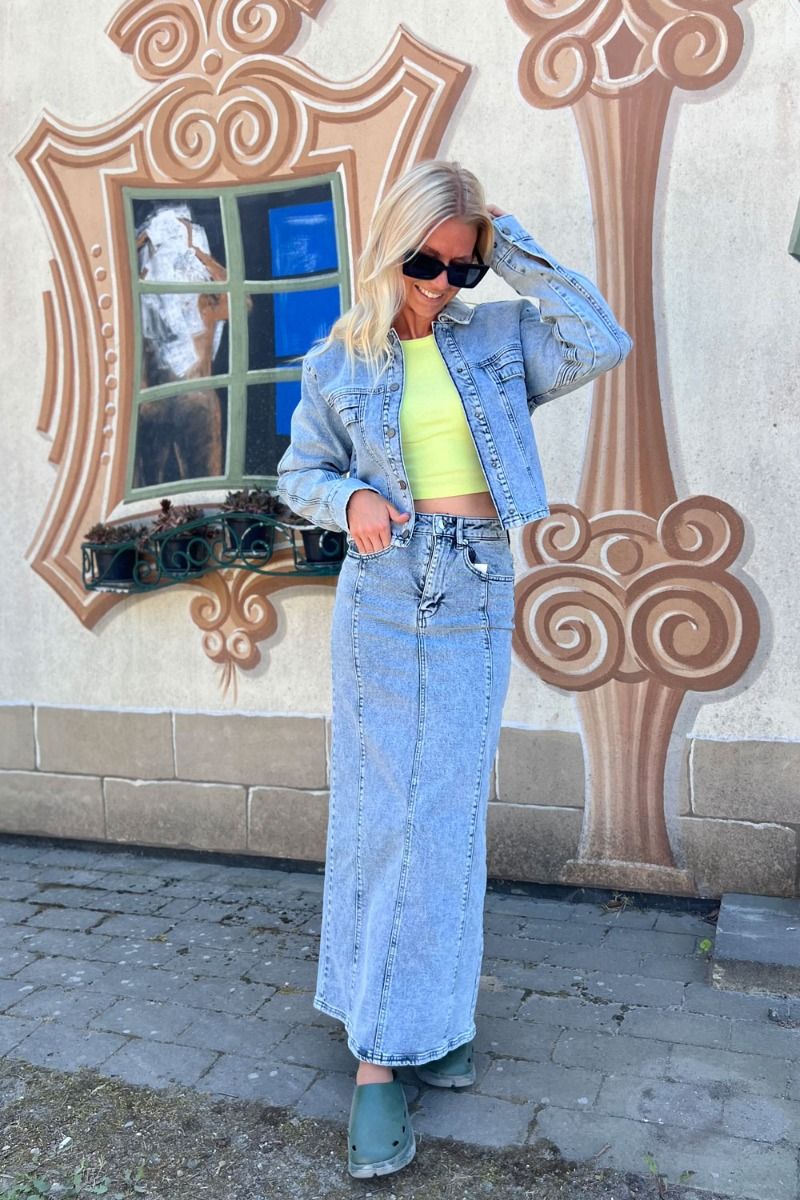 Gestuz - Jakke - JaniceGZ Denim Jacket - Washed Mid Blue