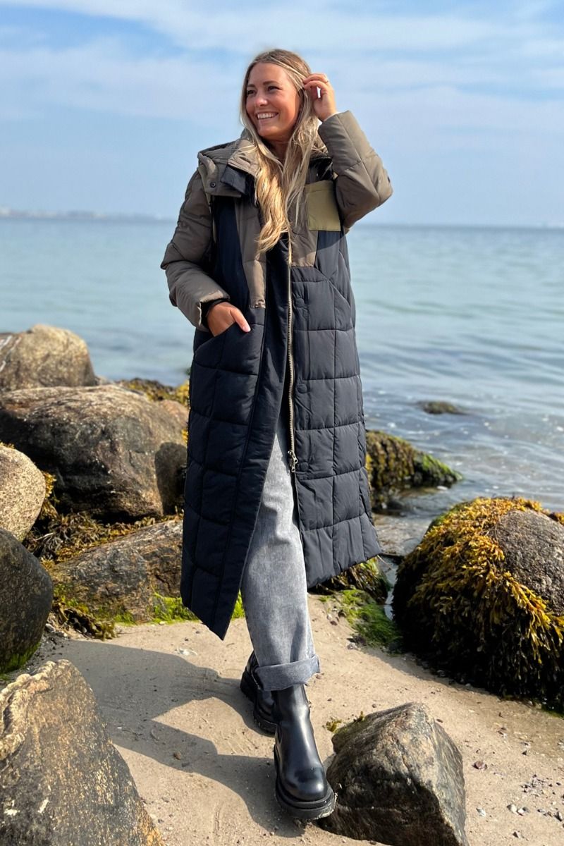 Gestuz - Jakke - AspenGZ Coat - Black