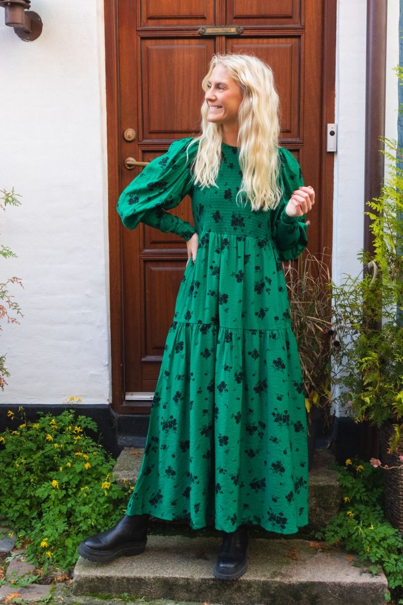 Gestuz - Kjole - Moriana Long Dress - Green Jacket Flower