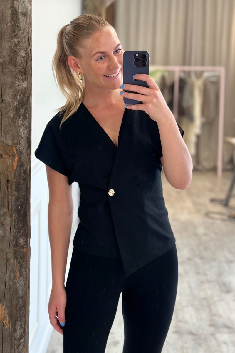 Sisters Point - Vest - Gevela-VE - Black