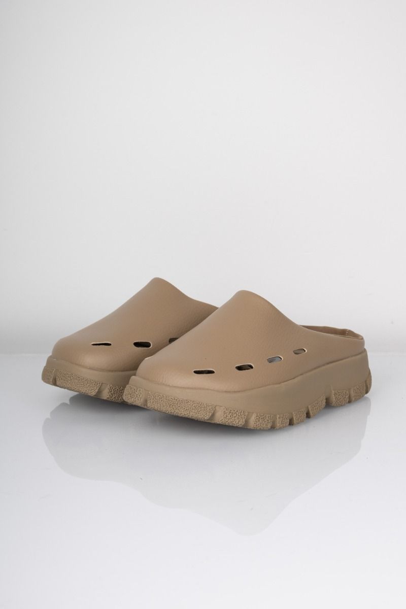 H2O - Sandal - Trek Closed Sandal - Oak 