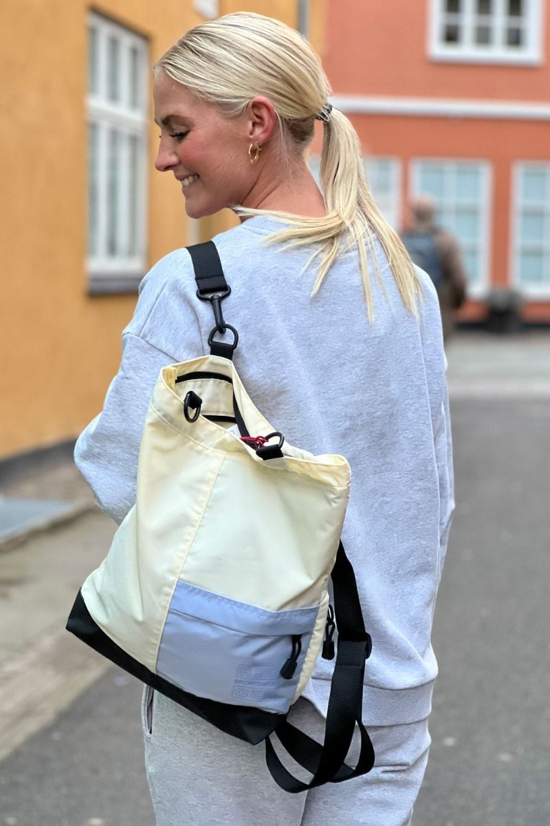 H2O - Taske - Ø Hurup Slingbag - Pale Banana