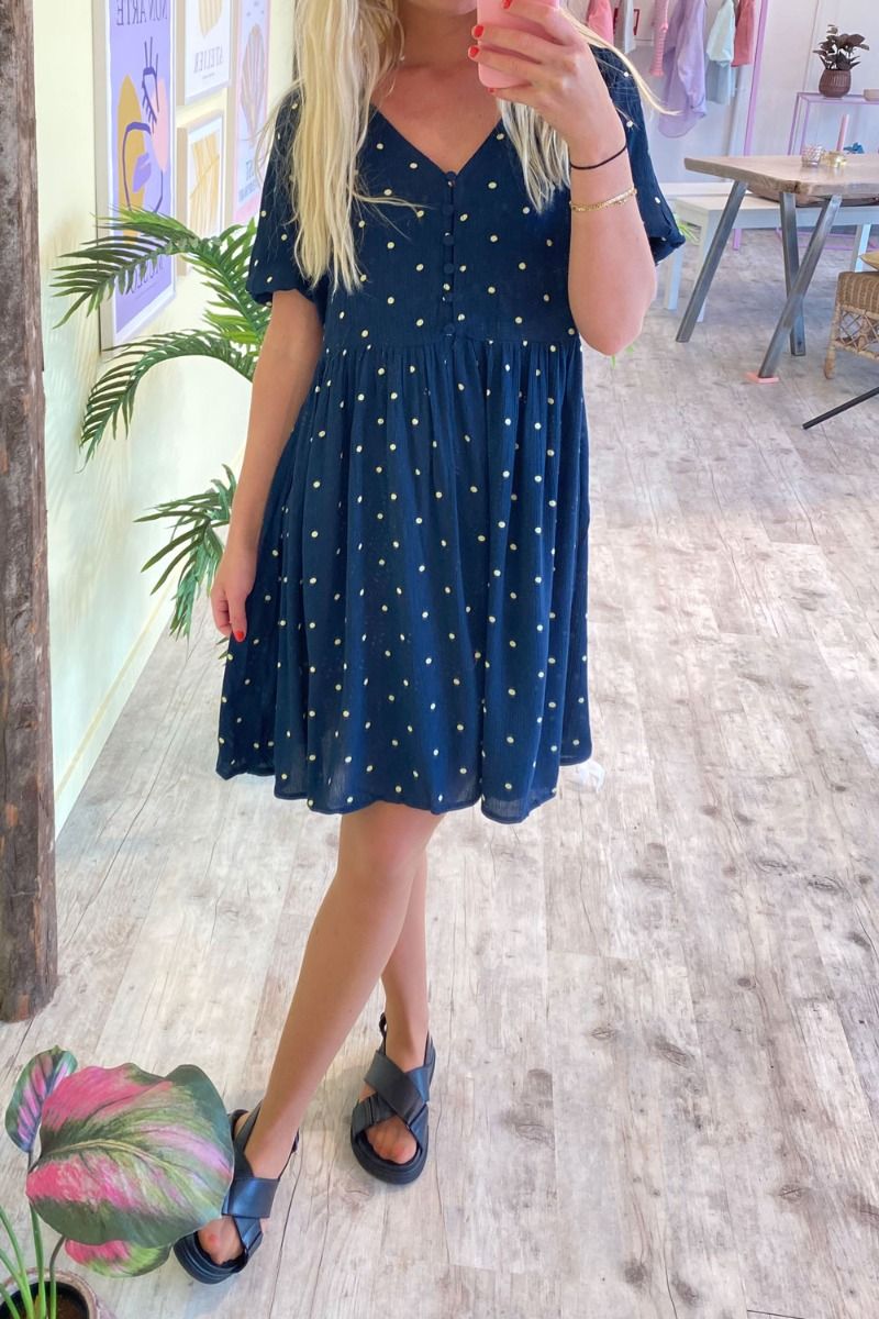 Ichi - Kjole - Marrakech AOP DR7 - Total Eclipse Dot