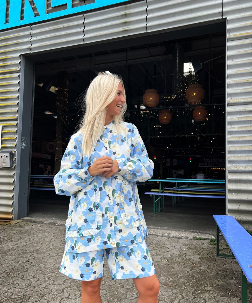 Hunkøn - Jakke - Vivi Short Jacket - Blue Floral 