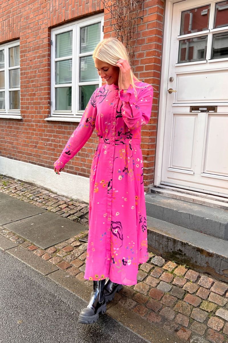 Nümph - Kjole - Nukyndall Dress - Strawberry Moon